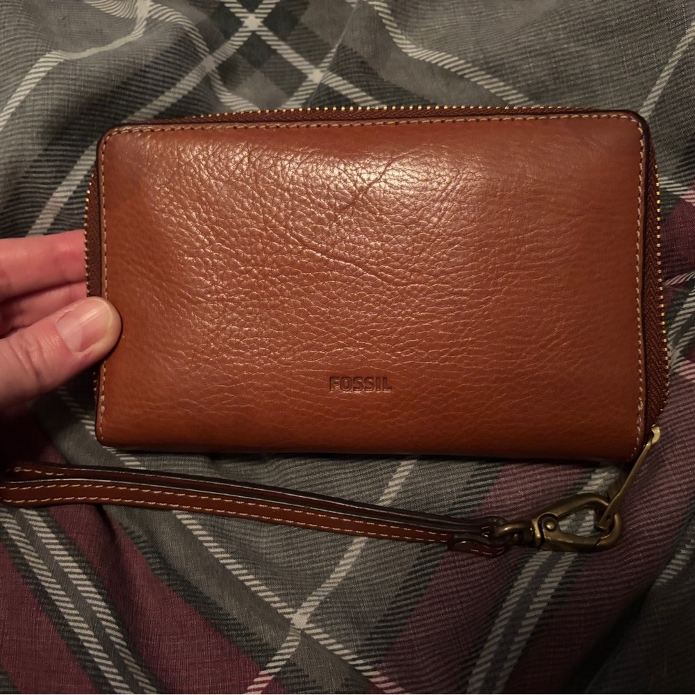 Fossil Tan Leather Wristlet